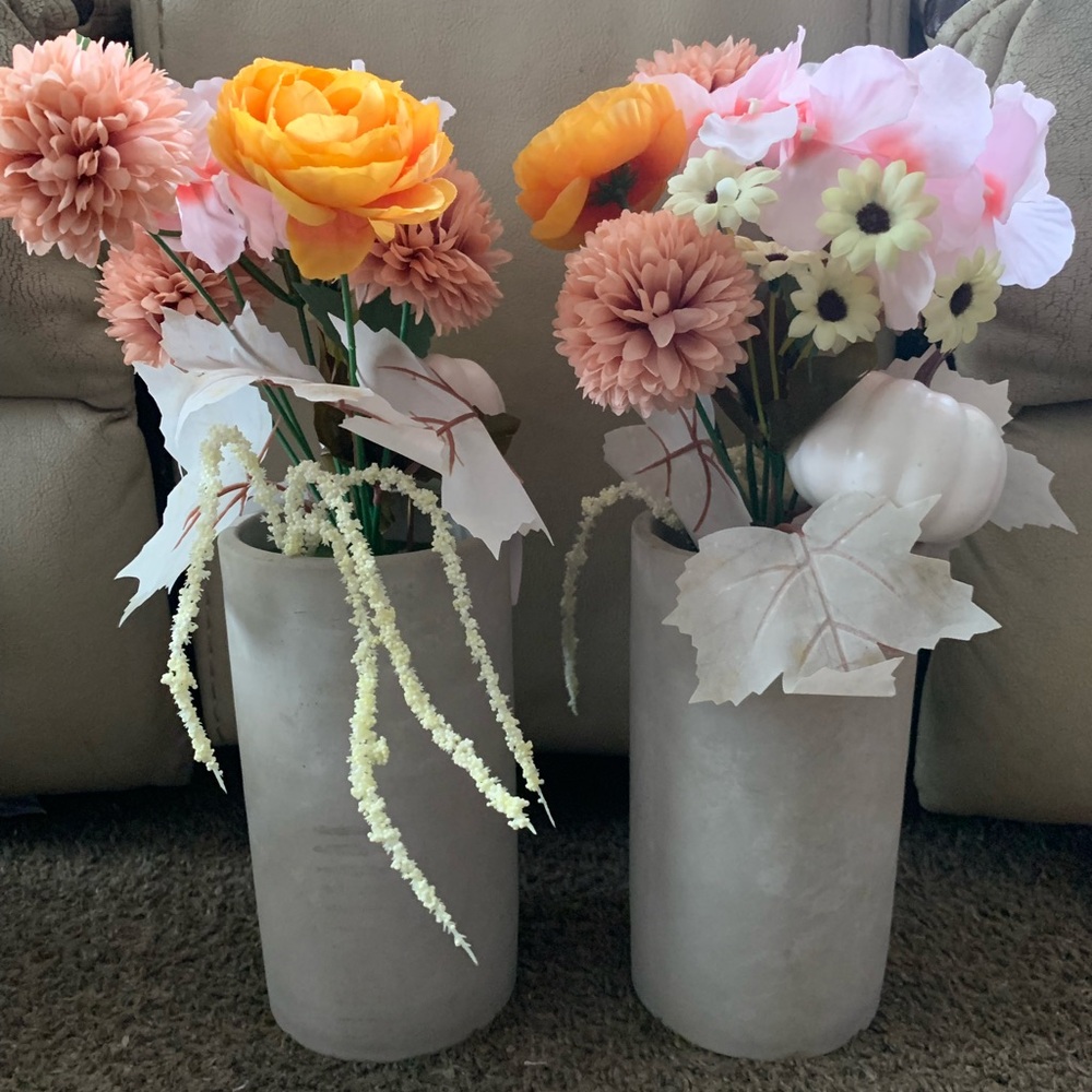 Elegant Floral Arrangement in Gray Vase